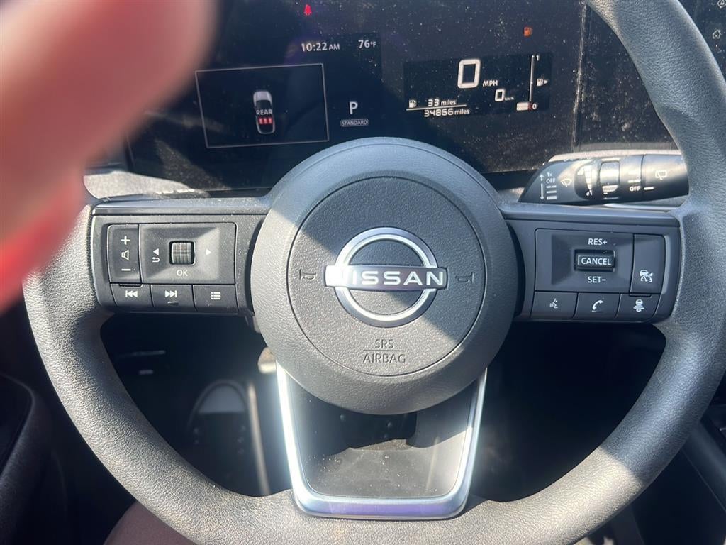 2025 Nissan Kicks SV