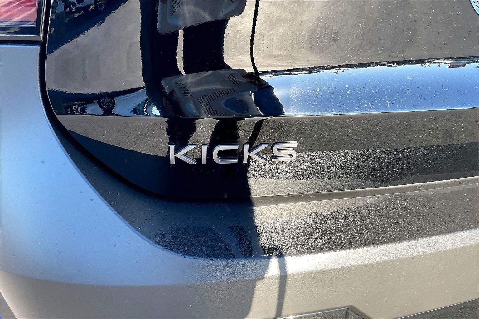 2027 Nissan Kicks SV
