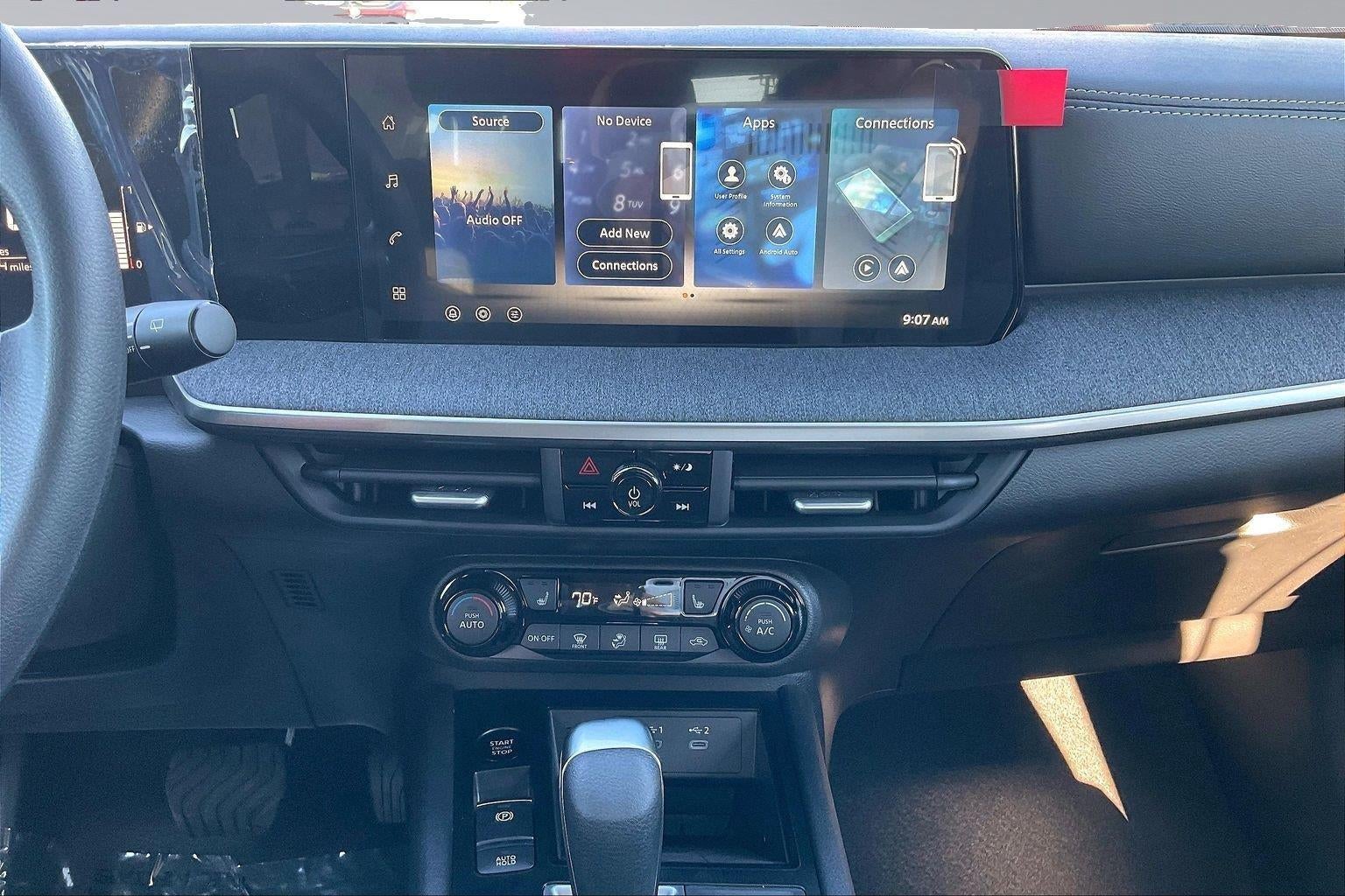 2027 Nissan Kicks SV