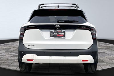2026 Nissan Kicks SV