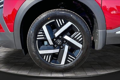 2027 Nissan Kicks SV