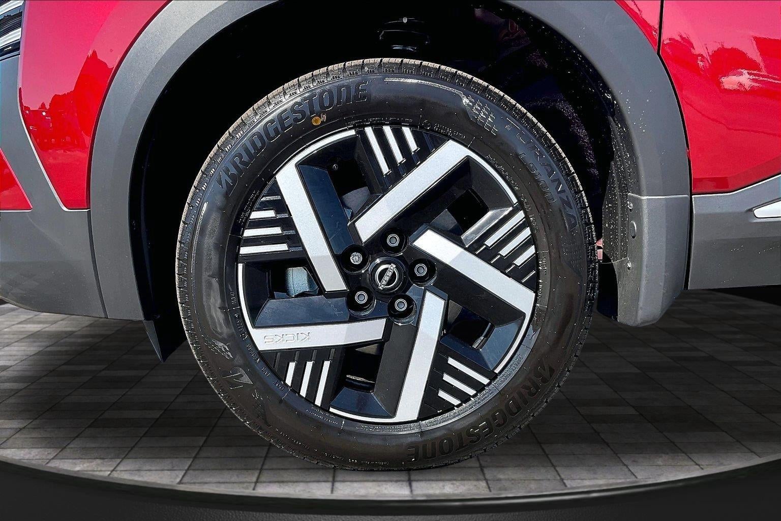 2027 Nissan Kicks SV