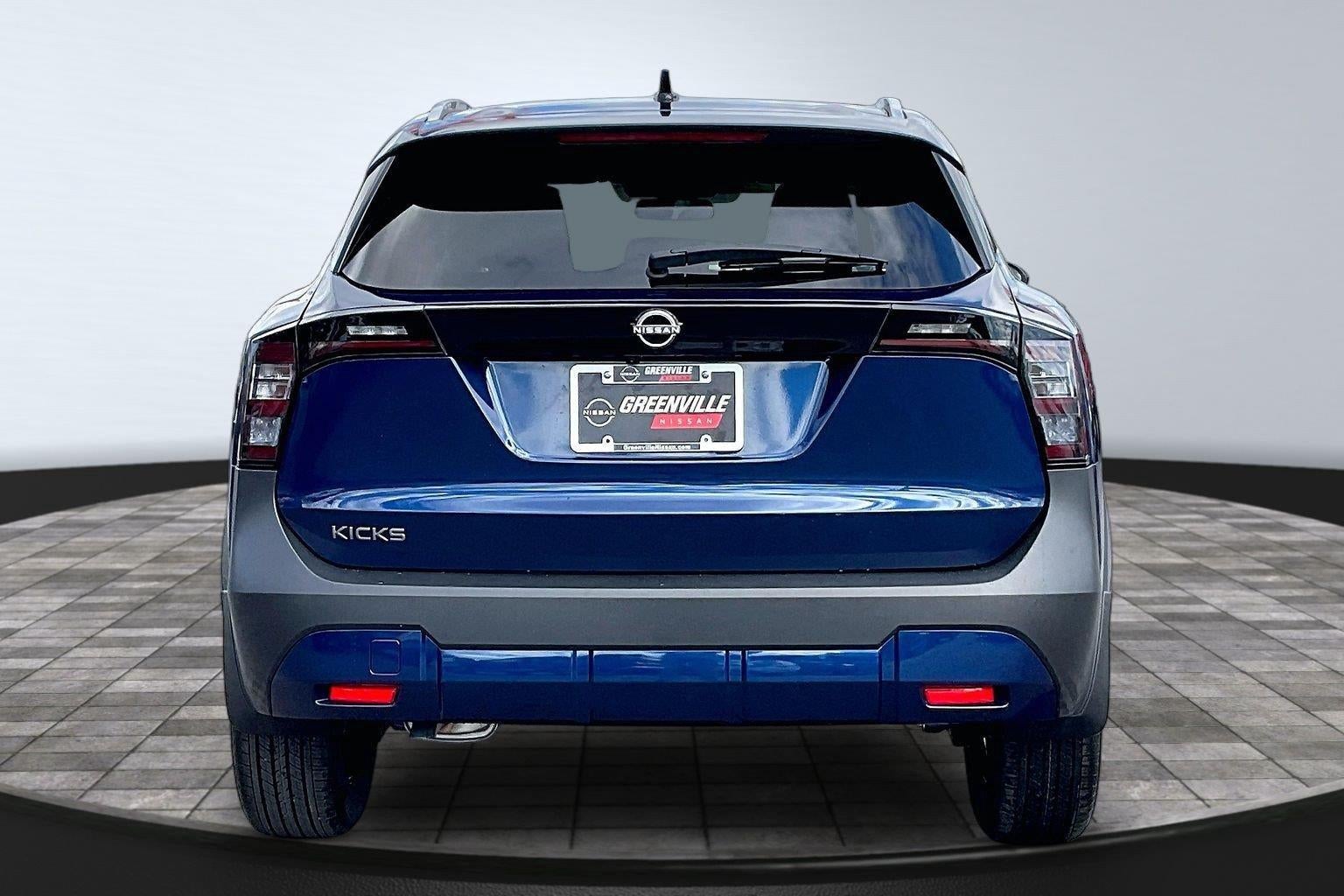 2027 Nissan Kicks SV