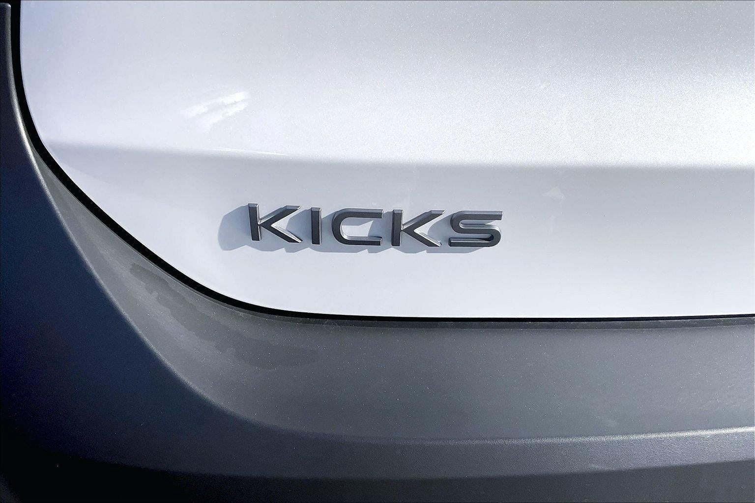 2027 Nissan Kicks SV