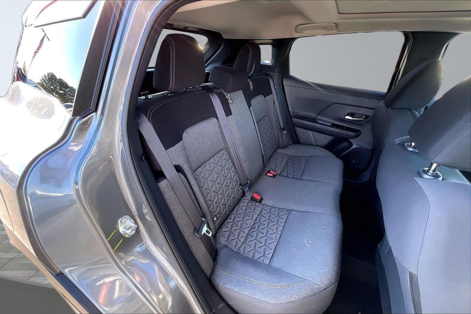 2027 Nissan Kicks SV