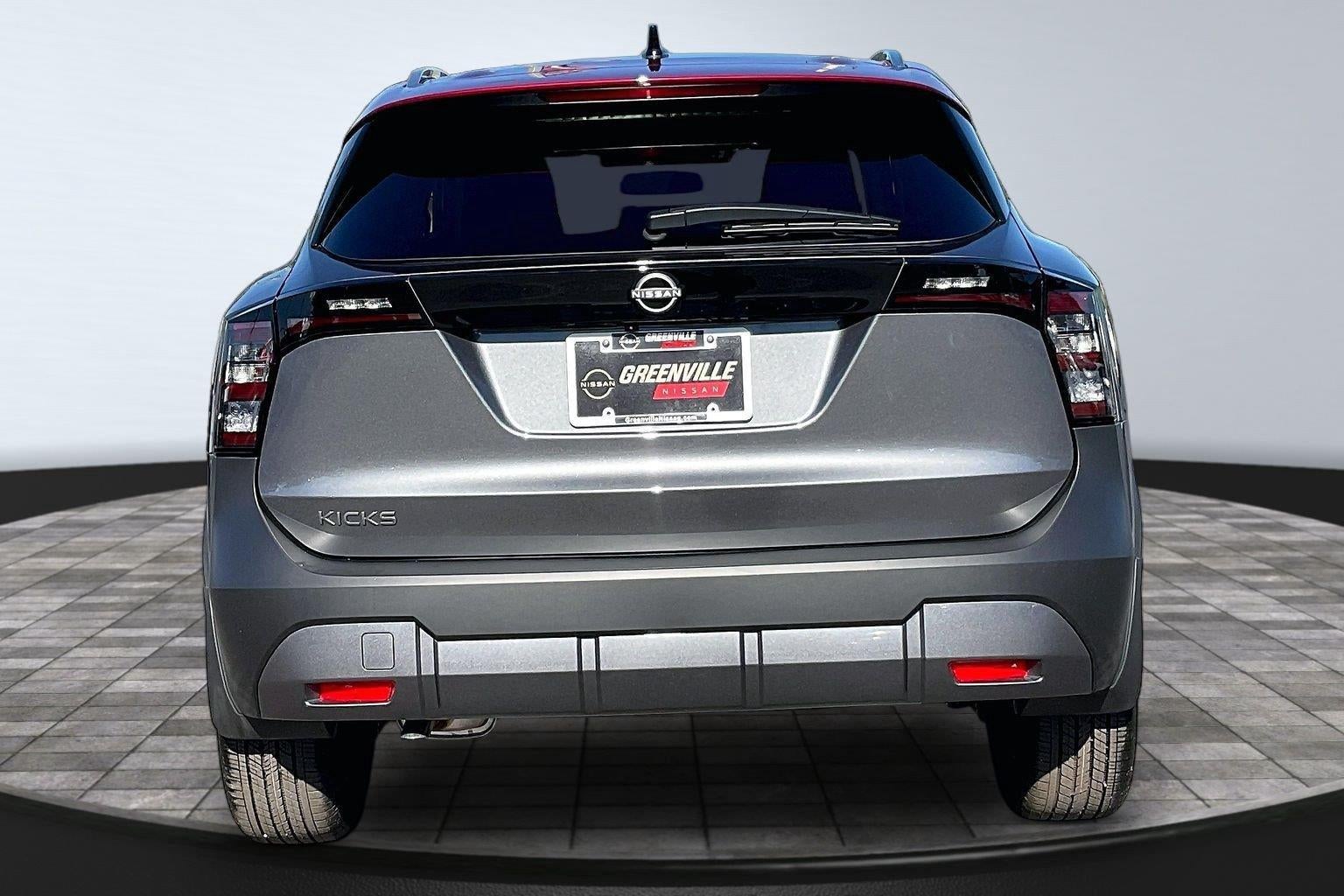 2027 Nissan Kicks SV