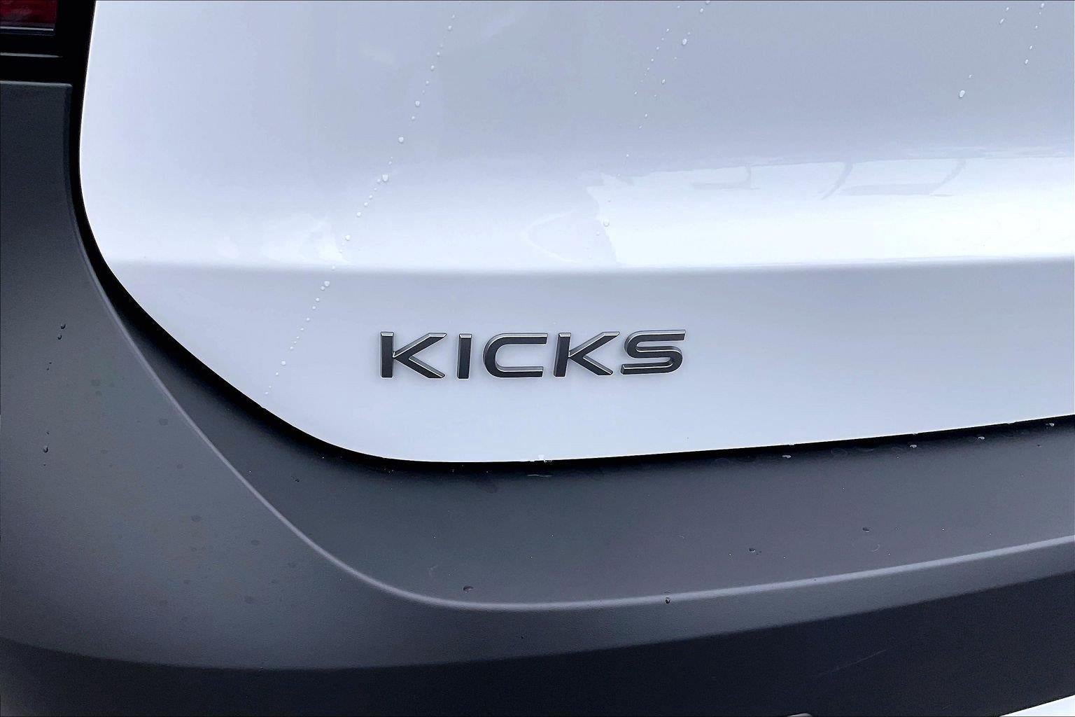 2027 Nissan Kicks SV