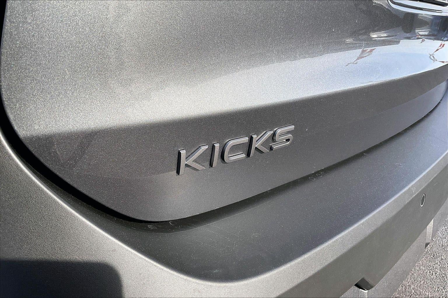 2026 Nissan Kicks SV