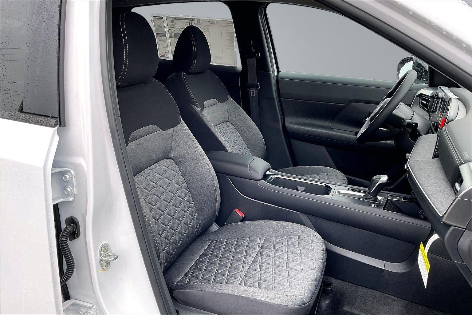 2027 Nissan Kicks SV
