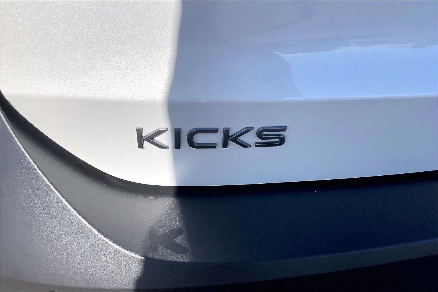 2026 Nissan Kicks SV