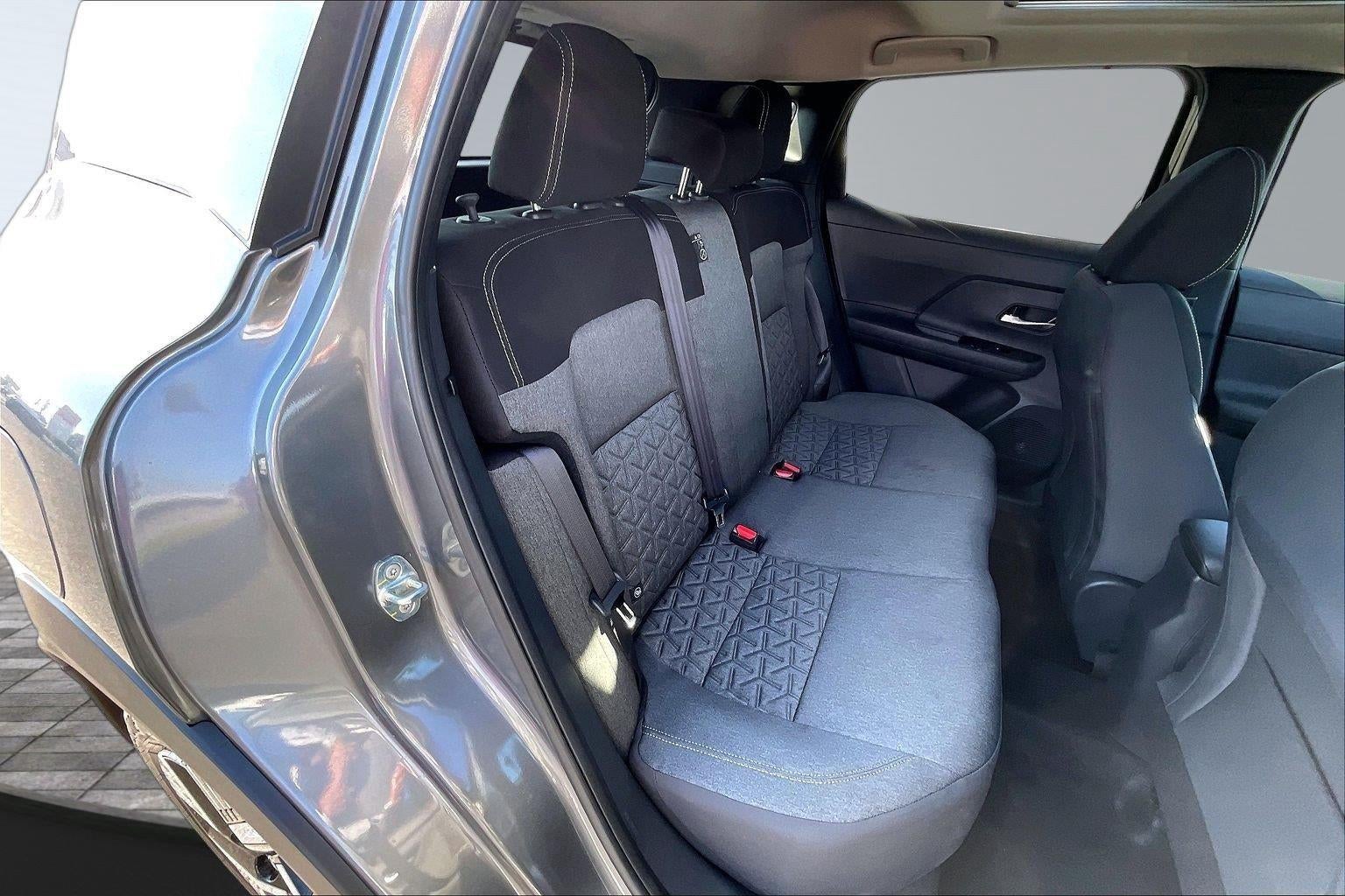 2027 Nissan Kicks SV