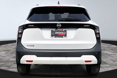 2026 Nissan Kicks SV