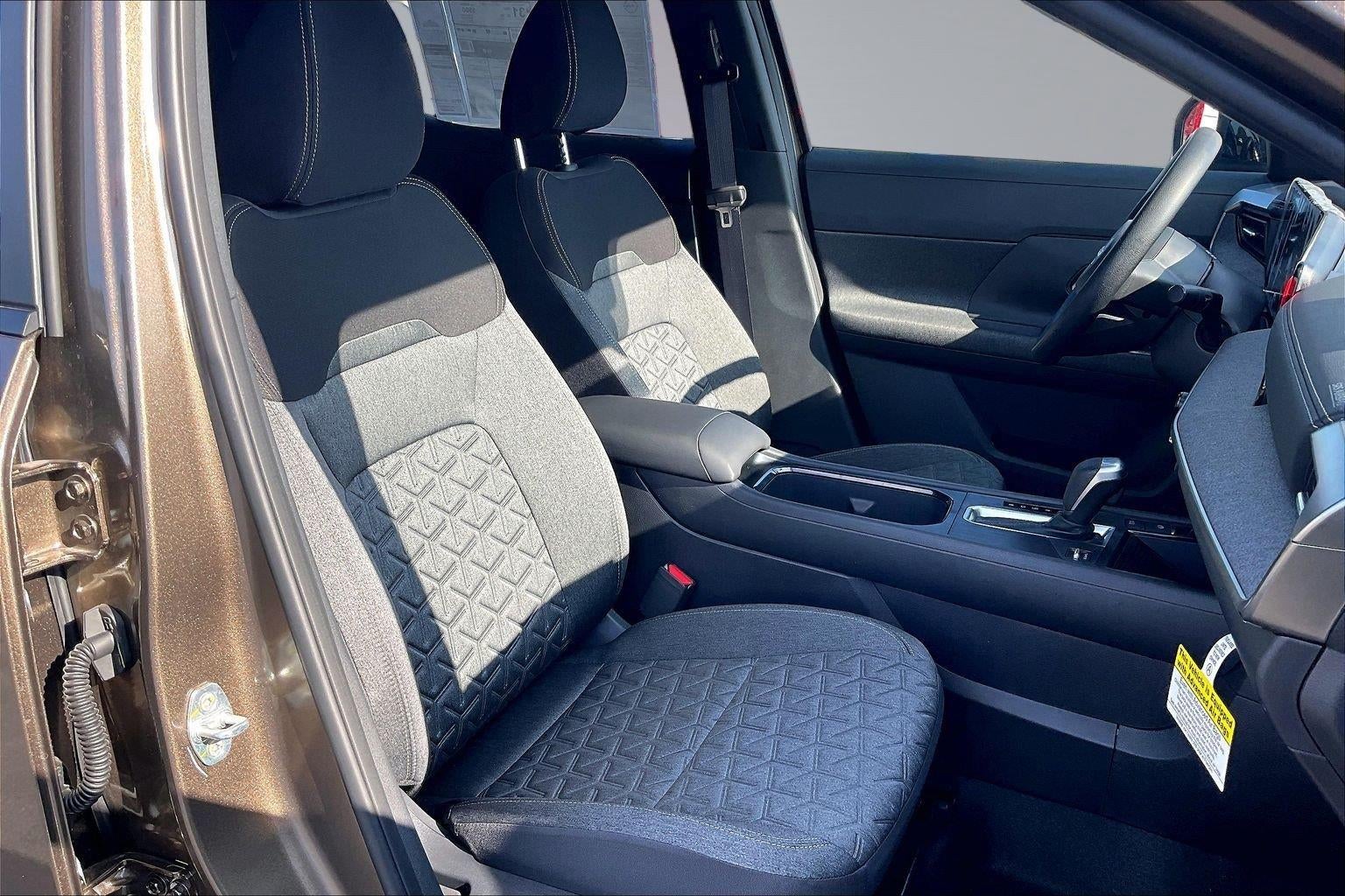 2027 Nissan Kicks SV