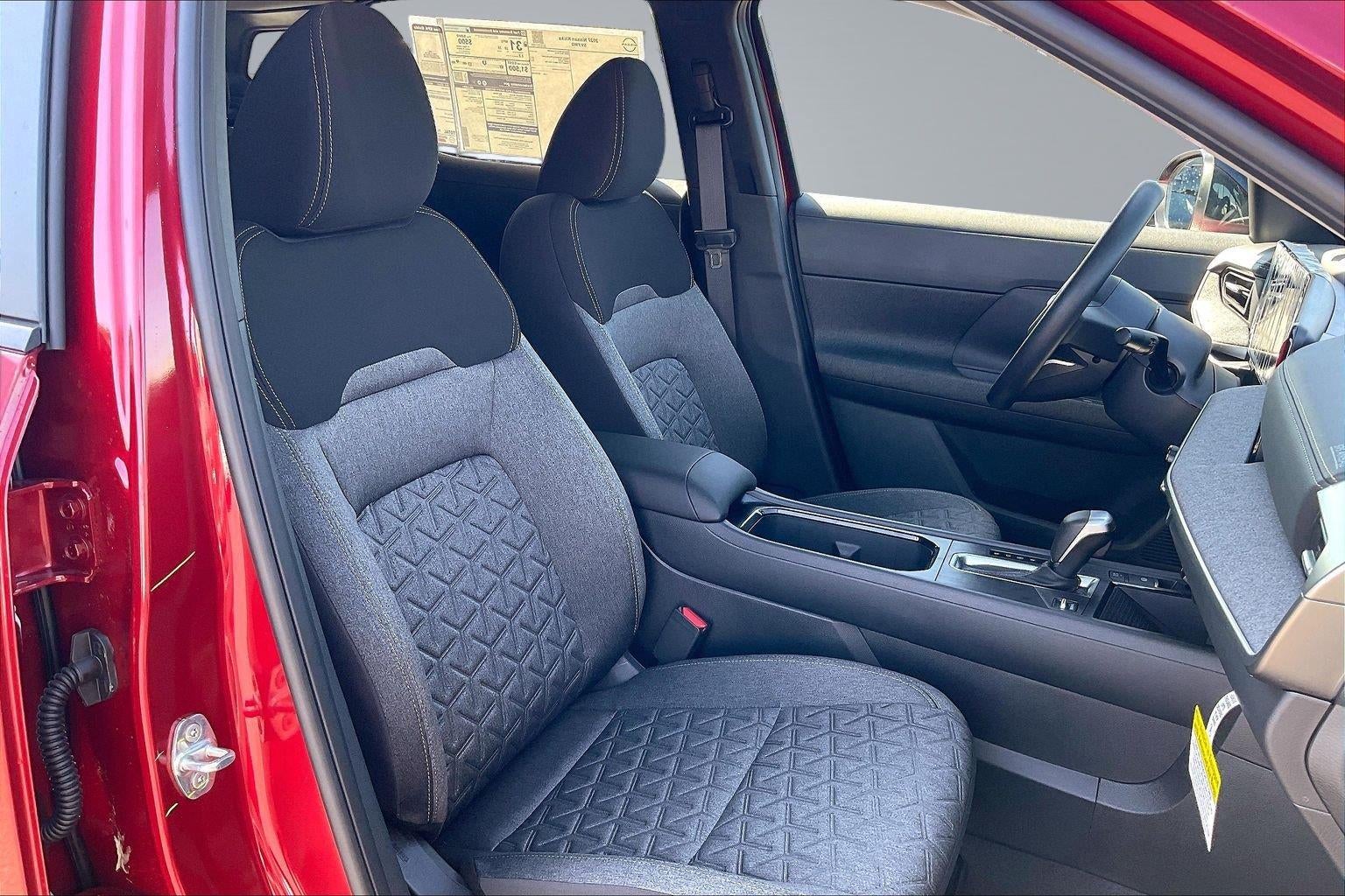 2027 Nissan Kicks SV