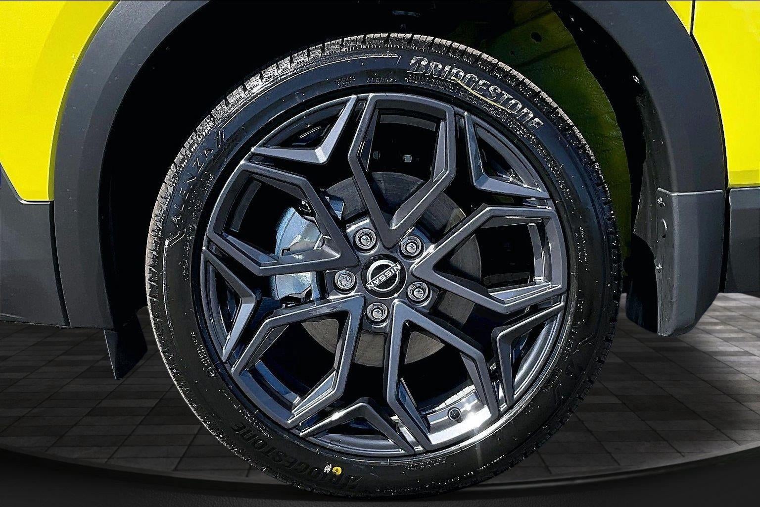 2027 Nissan Kicks SR