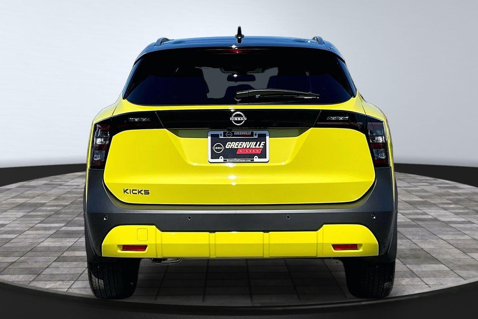 2027 Nissan Kicks SR