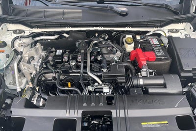 2026 Nissan Kicks SR