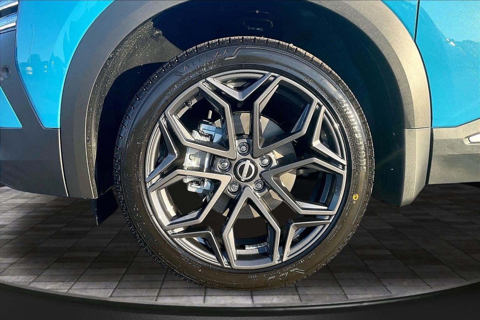 2027 Nissan Kicks SR