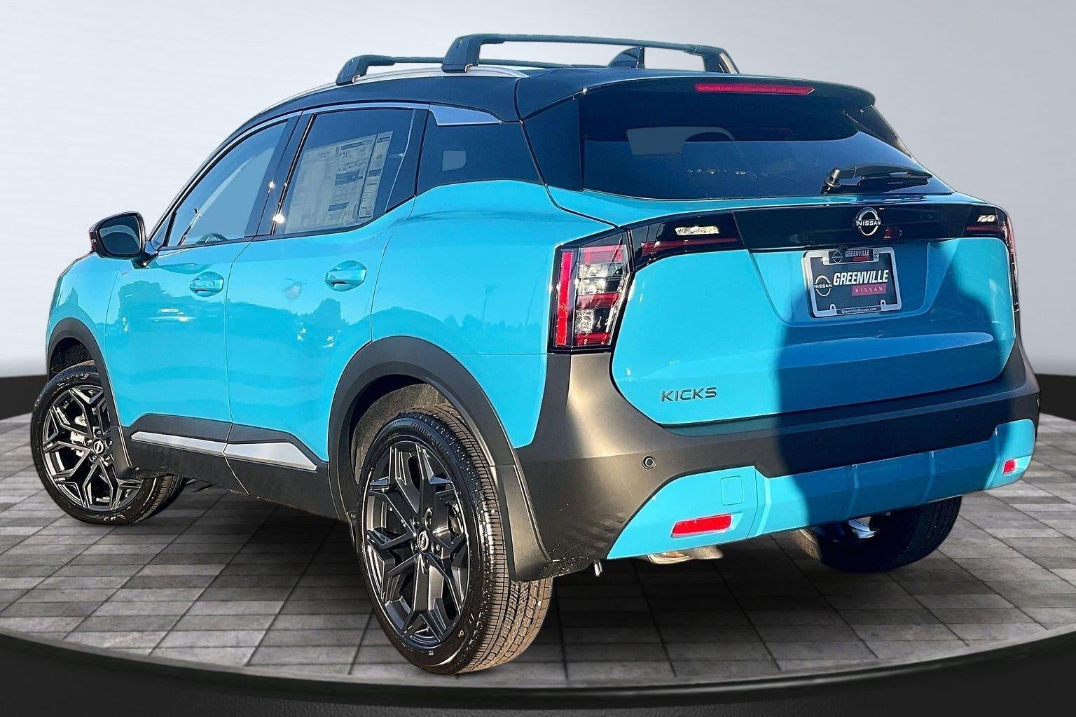 2027 Nissan Kicks SR