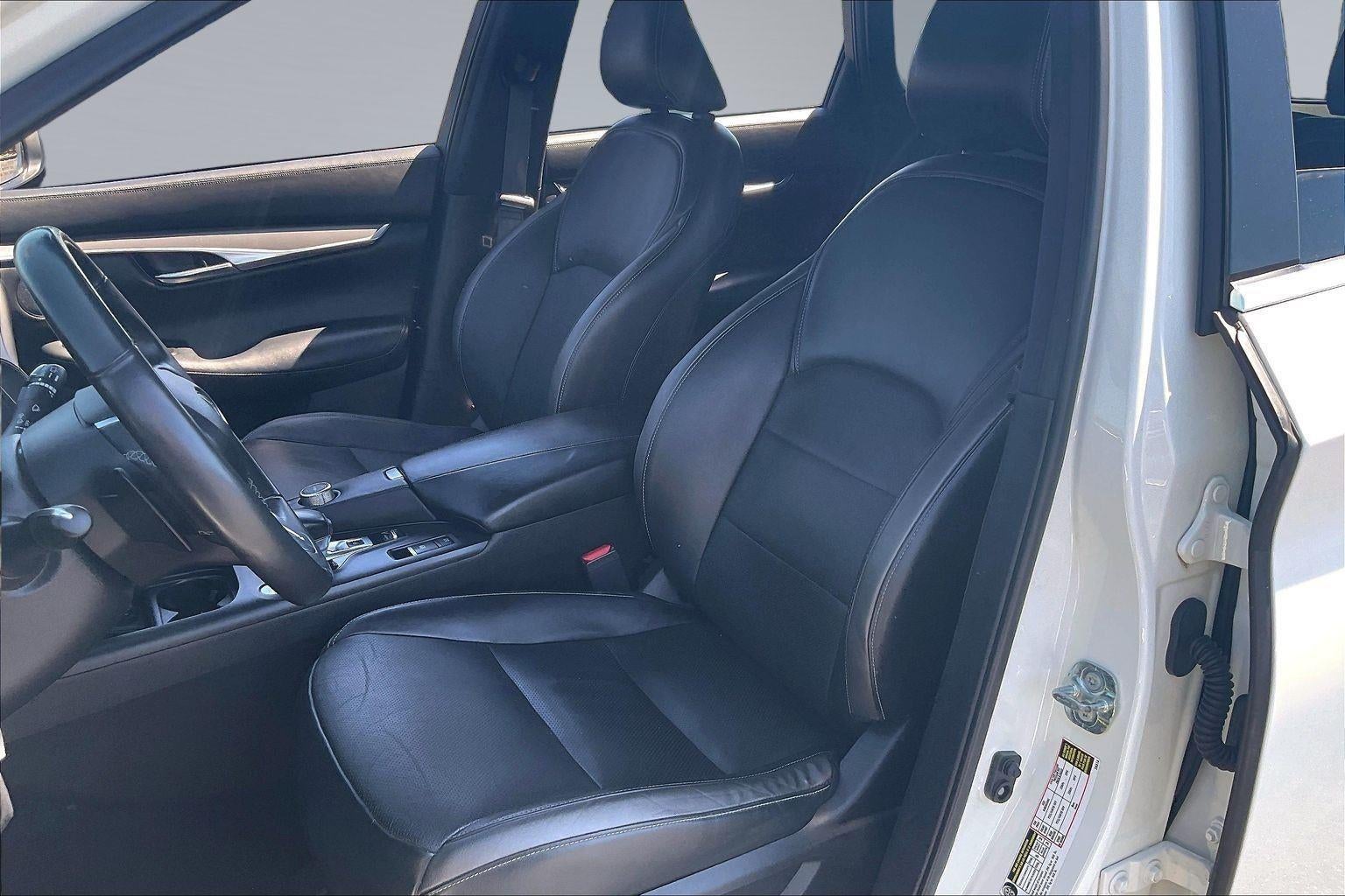 2022 INFINITI QX50 LUXE