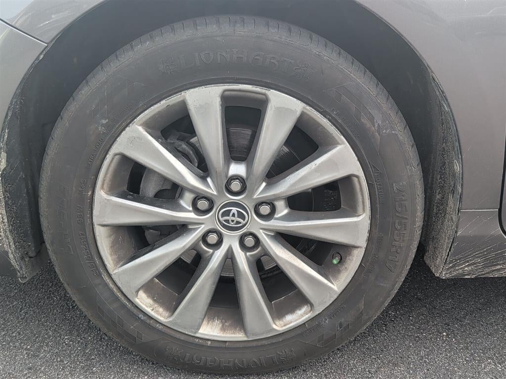 2016 Toyota Camry XLE