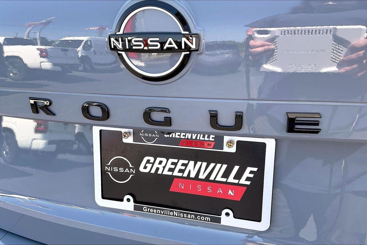 2026 Nissan Rogue Dark Armor