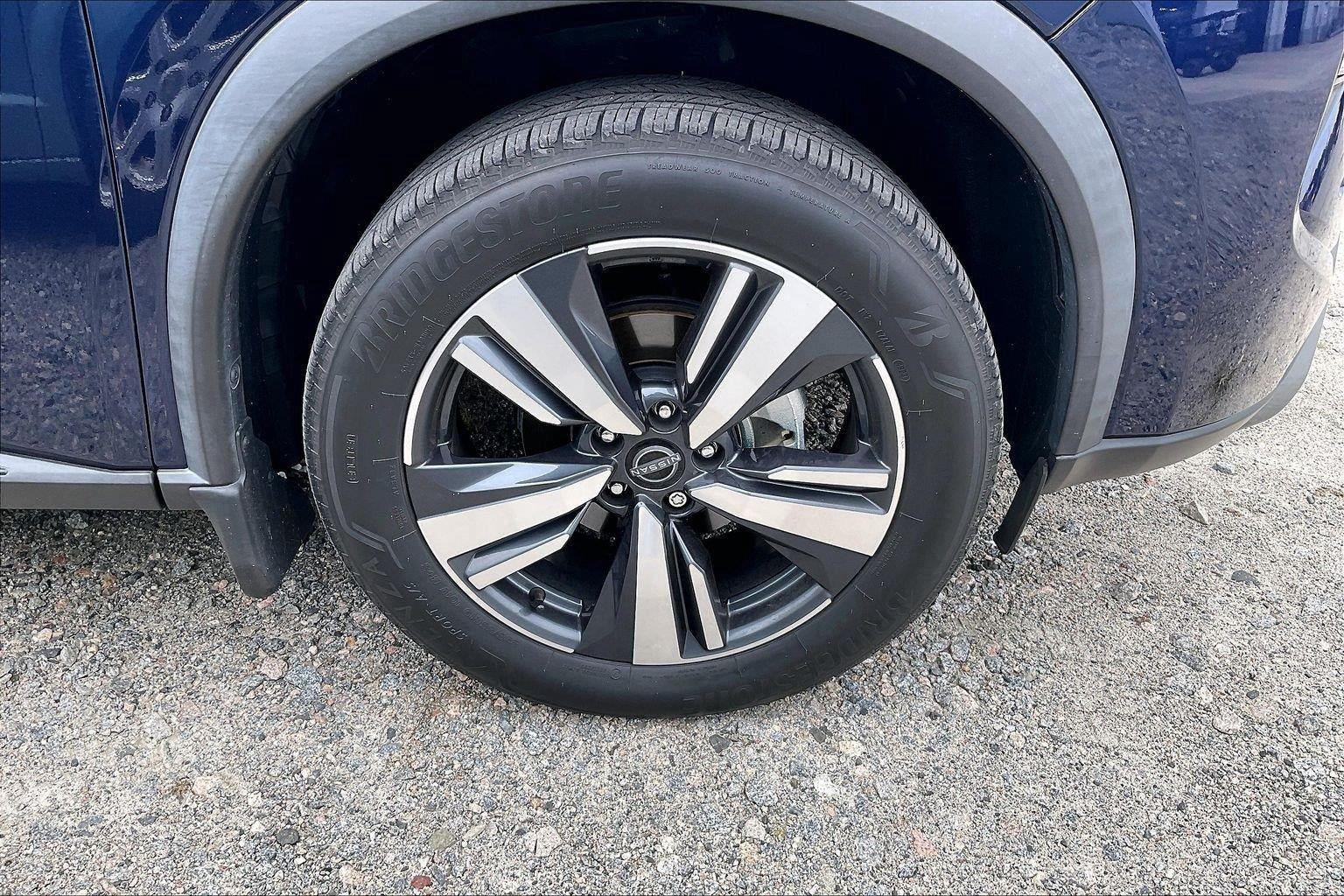 2024 Nissan Rogue SL
