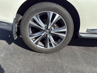 2017 Nissan Pathfinder Platinum