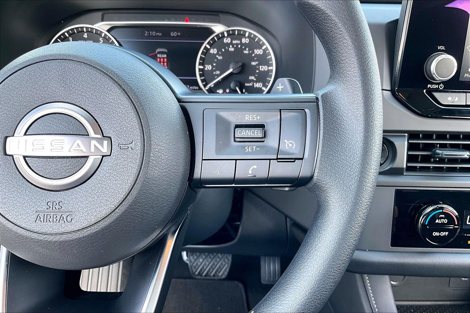 2025 Nissan Pathfinder S