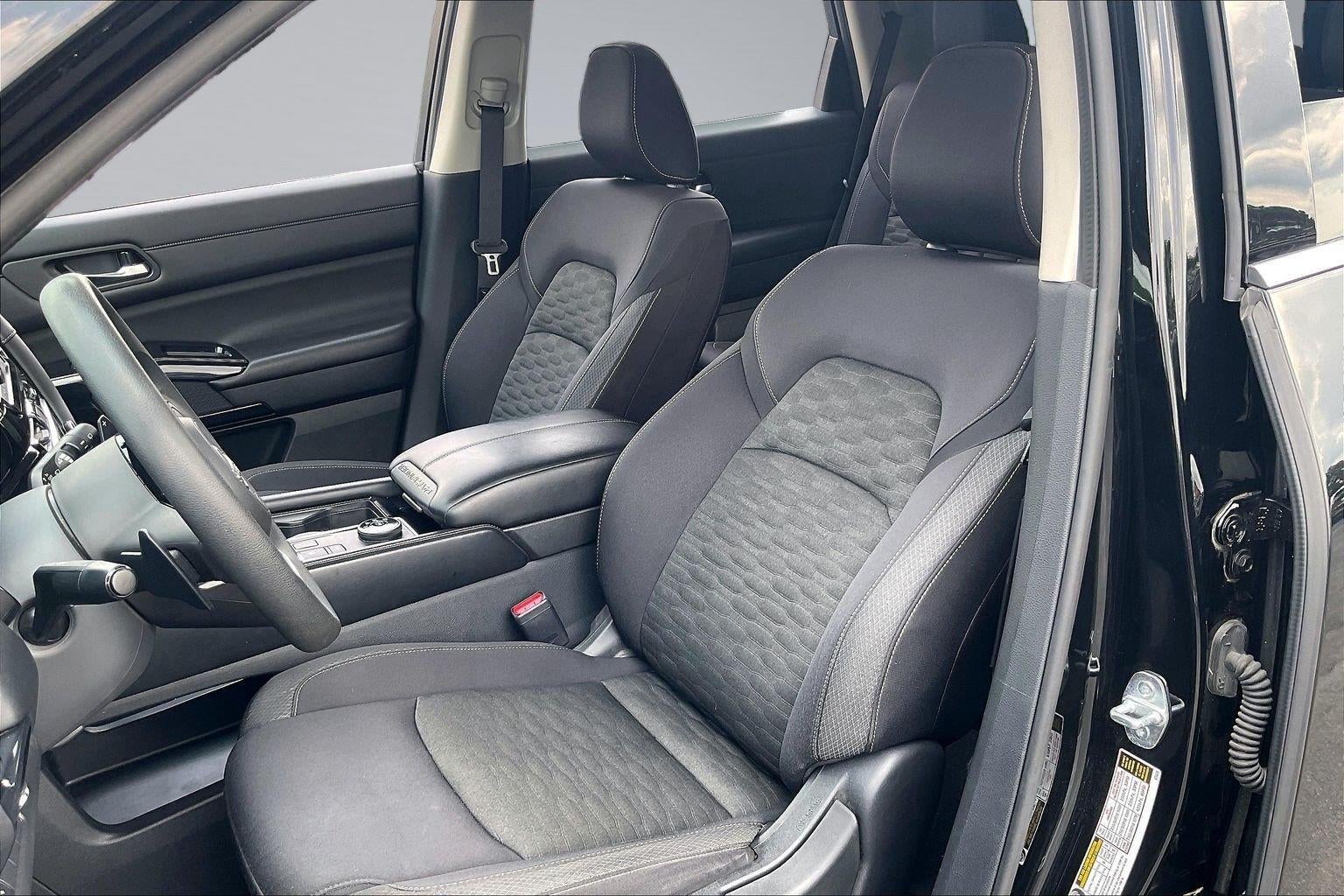 2022 Nissan Pathfinder S