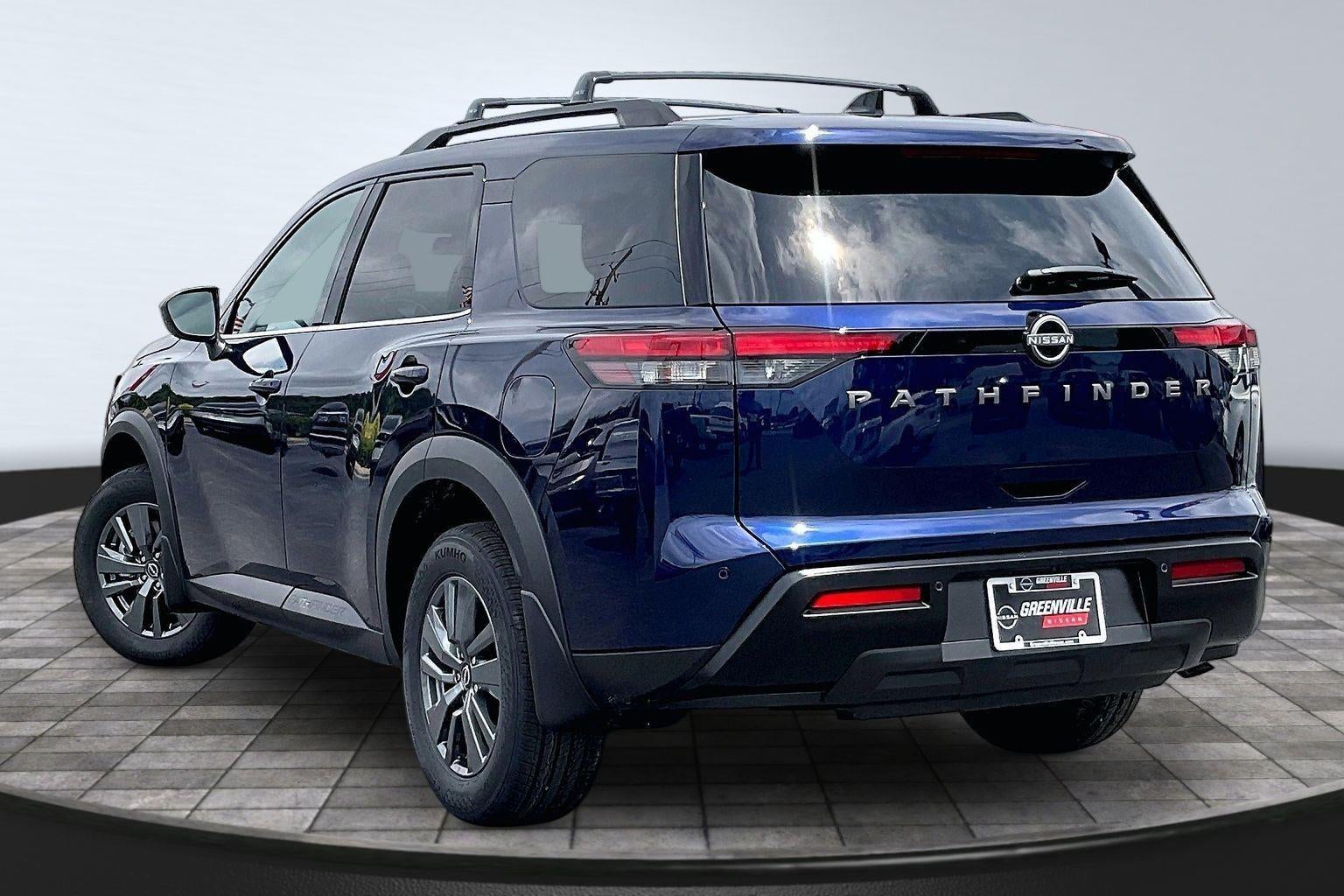 2026 Nissan Pathfinder SV
