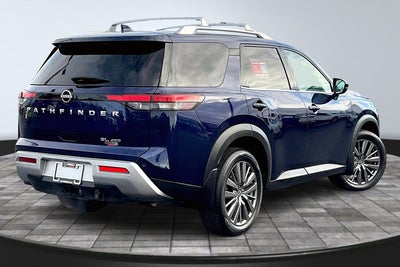 2023 Nissan Pathfinder SL