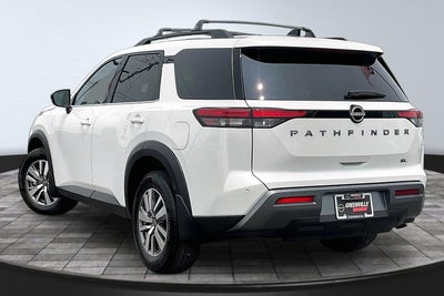 2026 Nissan Pathfinder SL