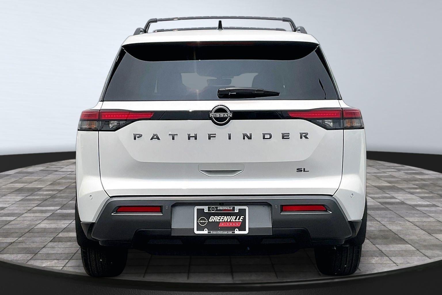 2026 Nissan Pathfinder SL