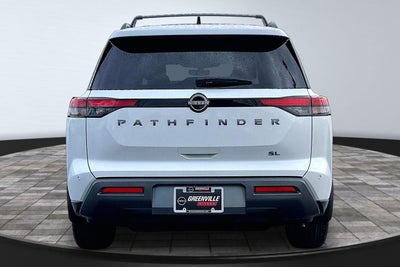 2026 Nissan Pathfinder SL