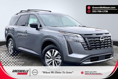 2026 Nissan Pathfinder SL