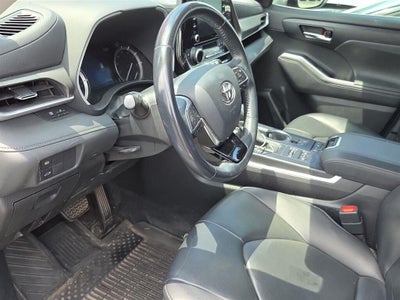 2020 Toyota Highlander XLE