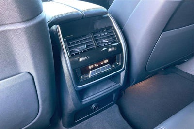 2022 BMW X6 M50i