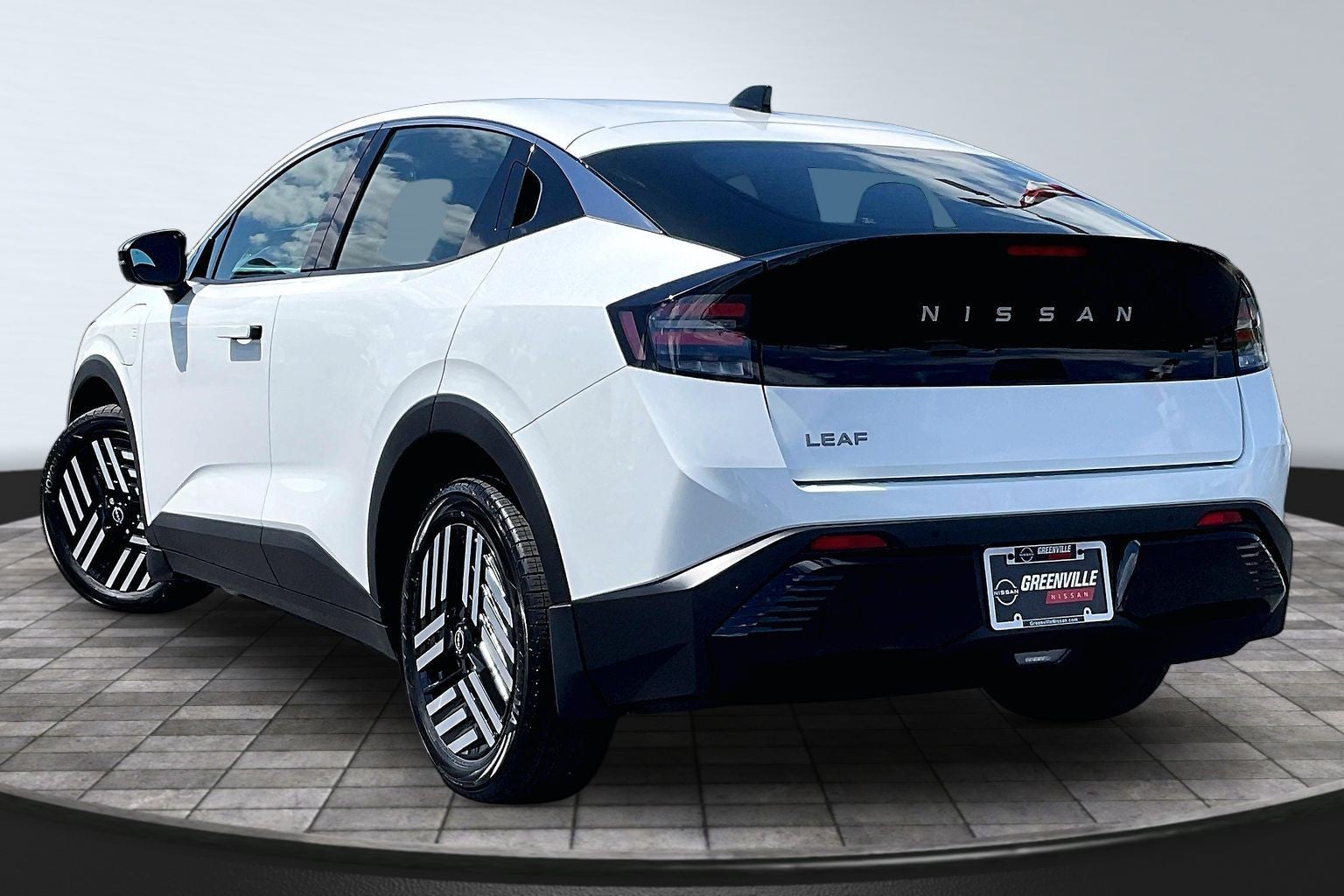 2026 Nissan LEAF SV+