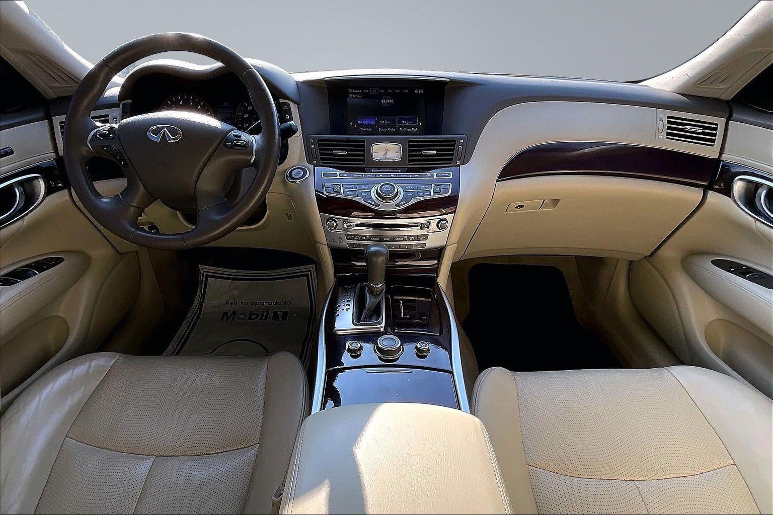 2018 INFINITI Q70 3.7 LUXE