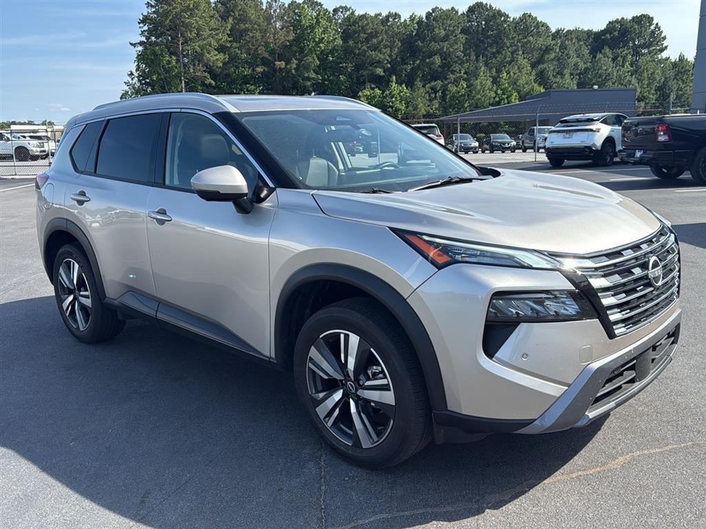 2025 Nissan Rogue SL