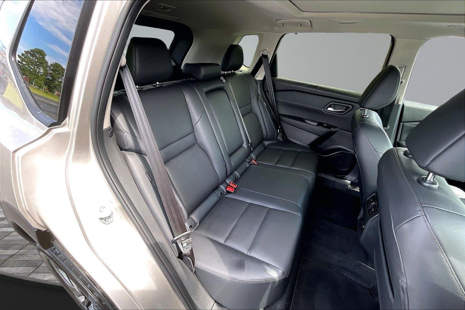 2025 Nissan Rogue SL