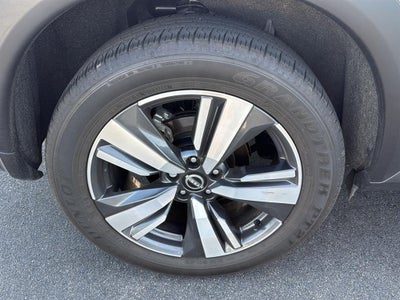 2025 Nissan Rogue SL