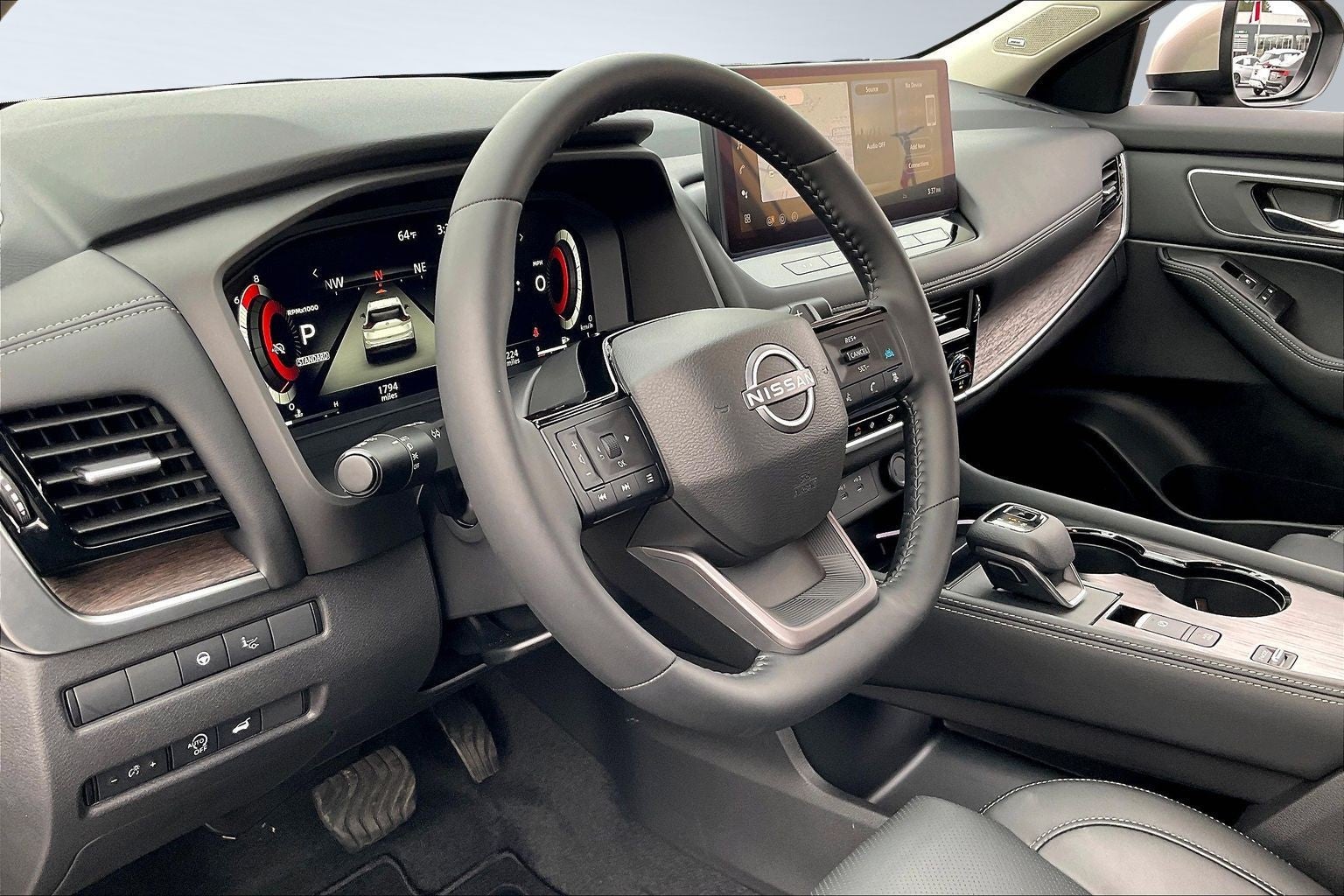 2025 Nissan Rogue Platinum