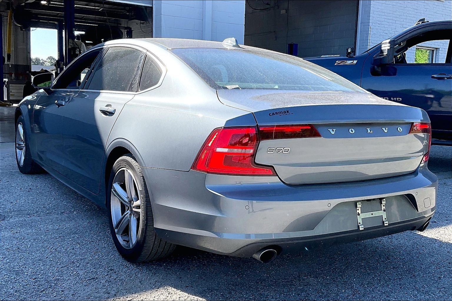 2019 Volvo S90 Momentum