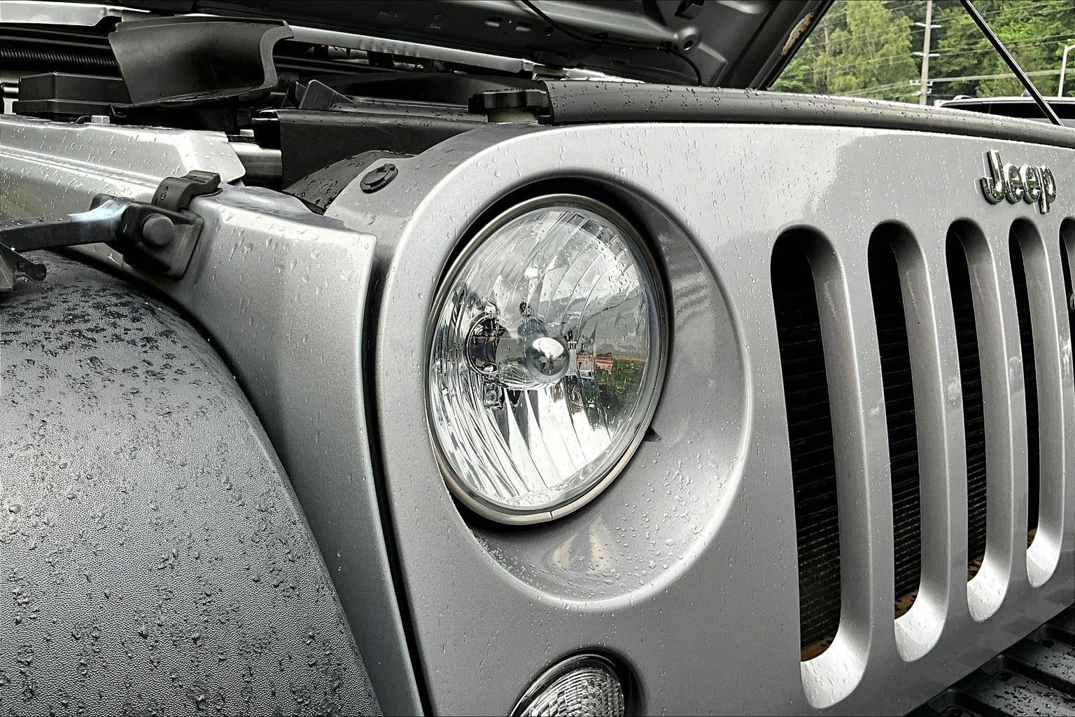 2017 Jeep Wrangler Sport