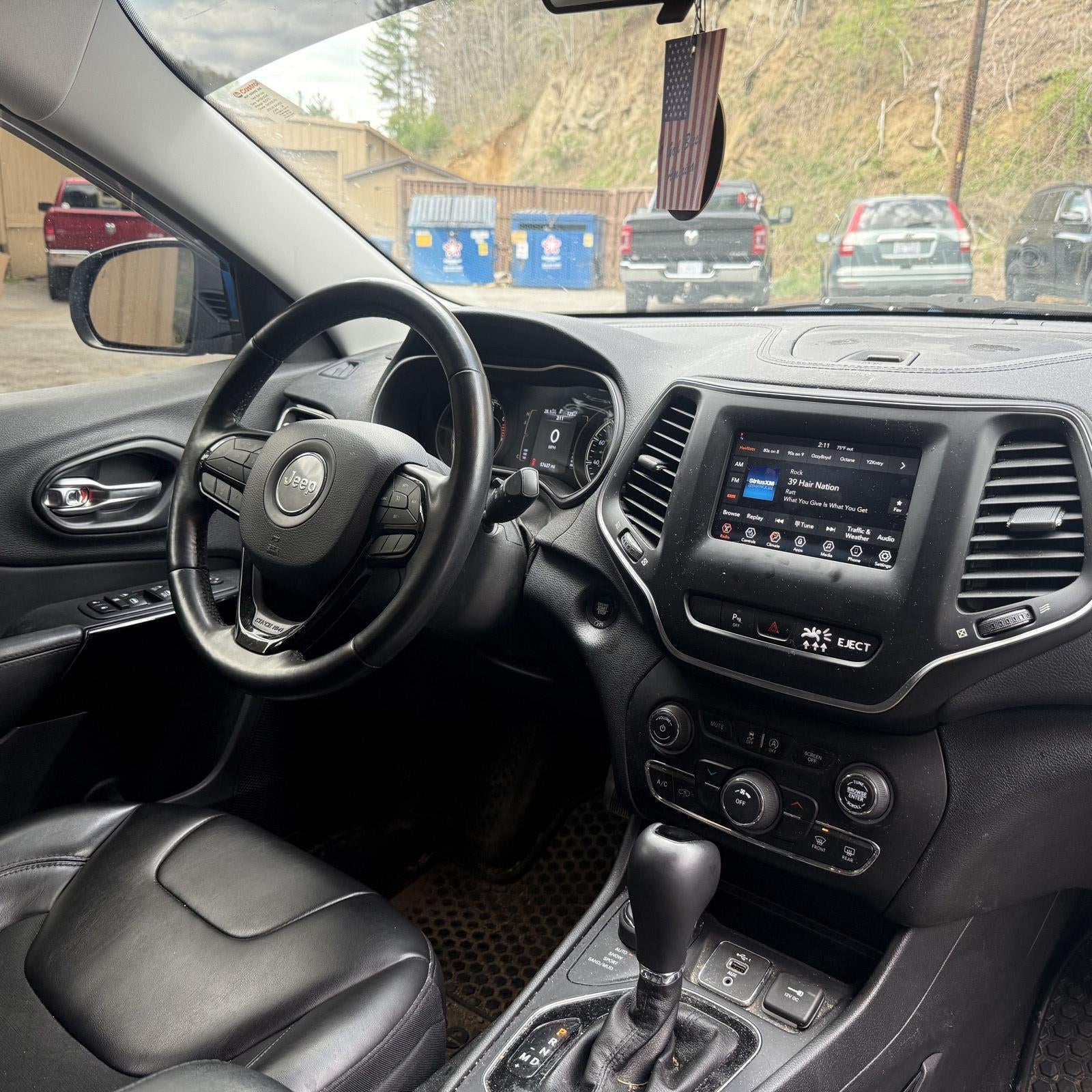 2020 Jeep Cherokee Altitude
