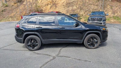 2023 Jeep Cherokee Altitude Lux