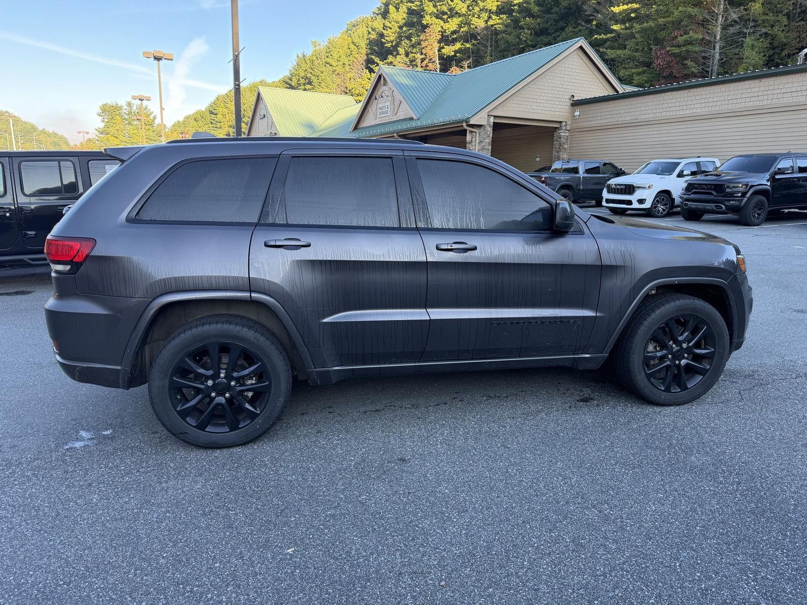 2021 Jeep Grand Cherokee Laredo X