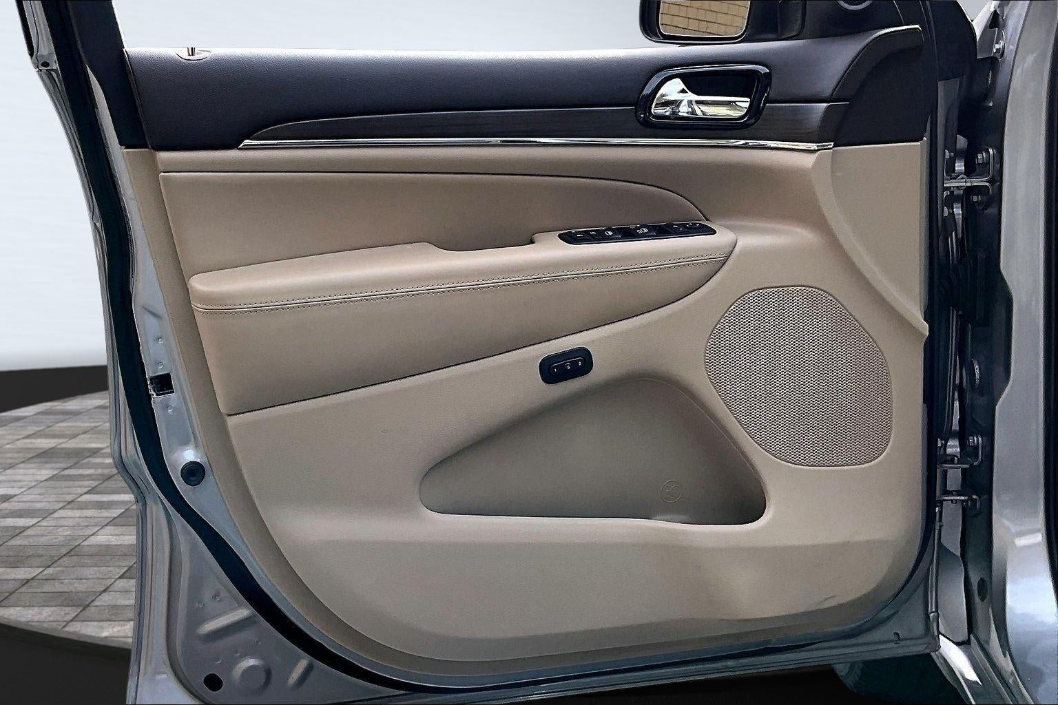 2020 Jeep Grand Cherokee Overland